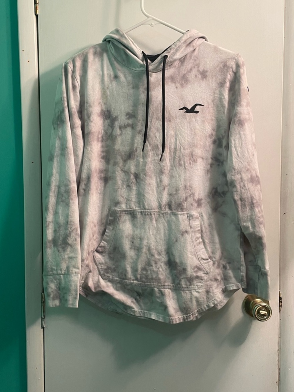Hollister GrayTie-Dye Pullover Hoodie